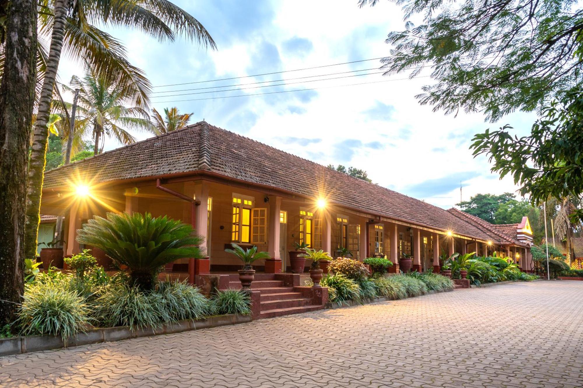 Masindi Hotel Exterior photo